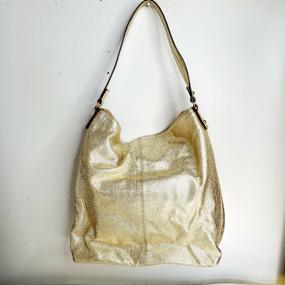 Kate Spade gold leather purse like new - Picture 2 of 10